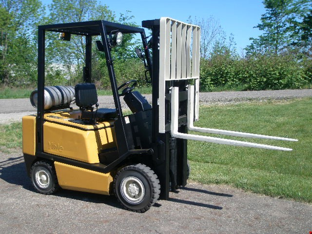Used Yale Pneumatic Tire Forklift